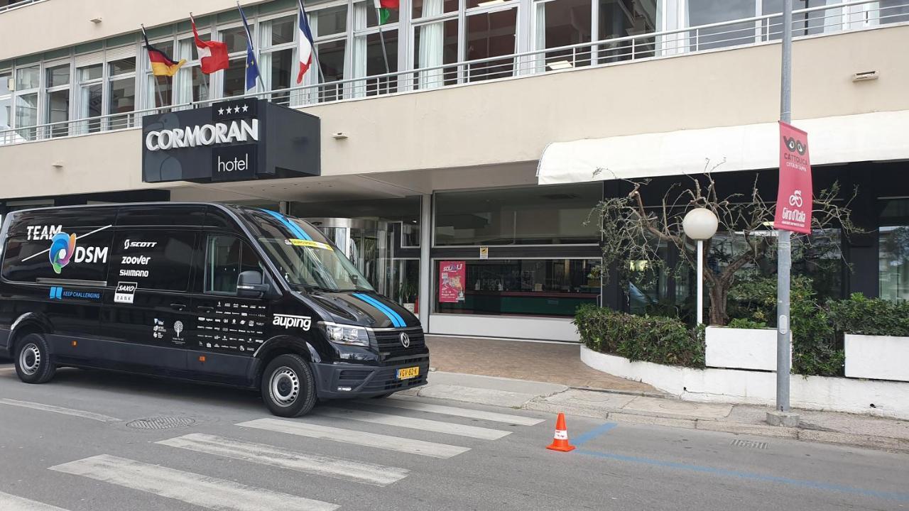 Hotel Cormoran Cattolica Exterior photo
